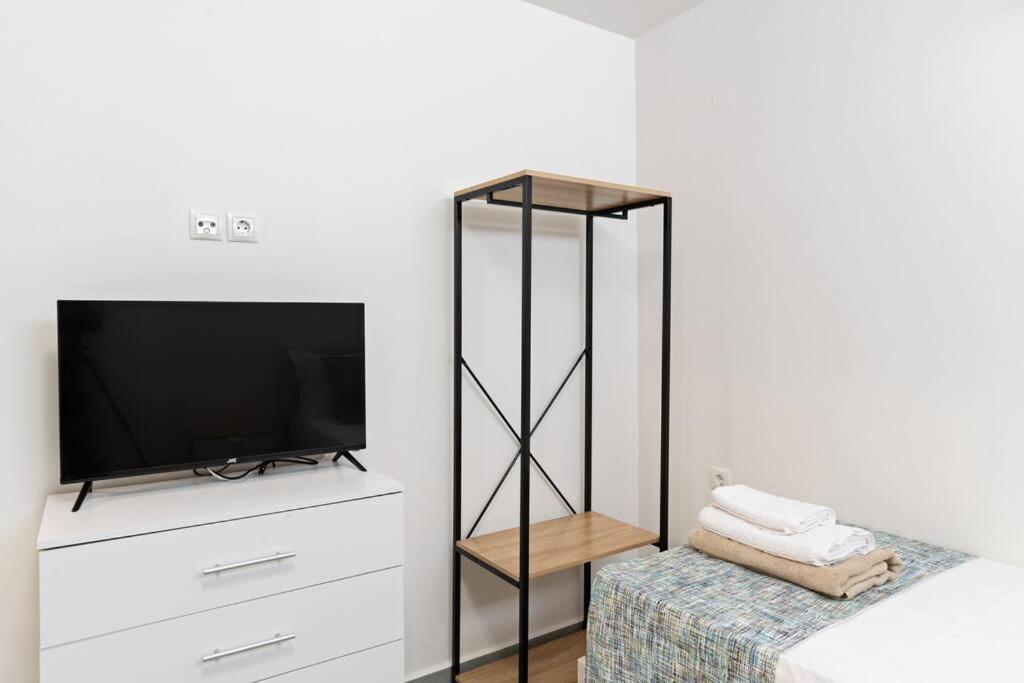 Σπίτι διακοπών Sofia Suite, A Seafront Hideaway !