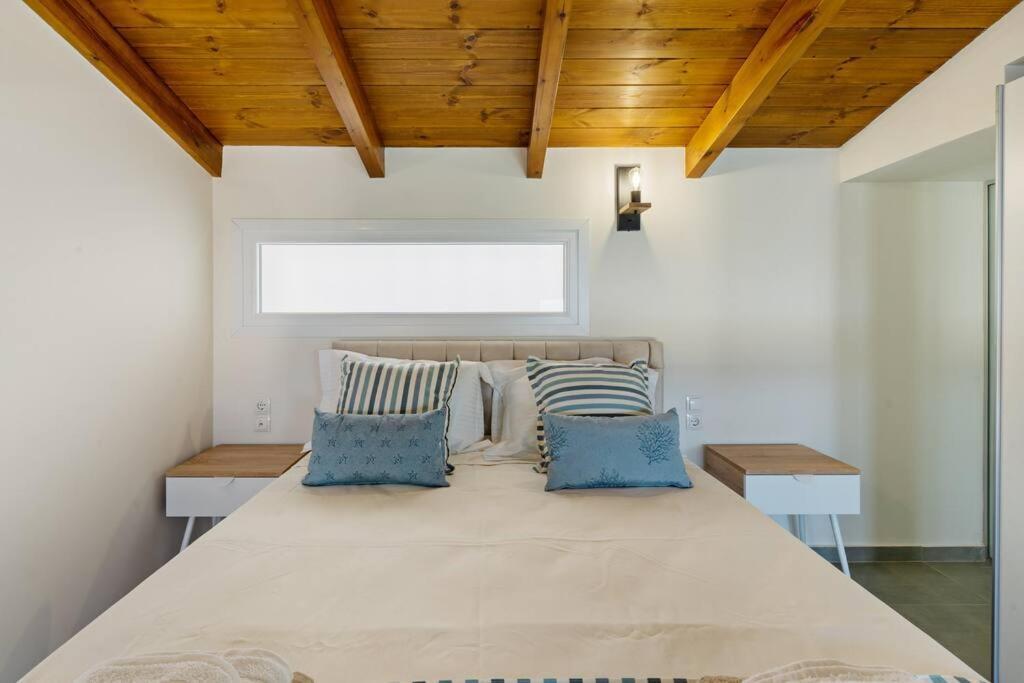Σπίτι διακοπών Sofia Suite, A Seafront Hideaway ! Πάνορμος
