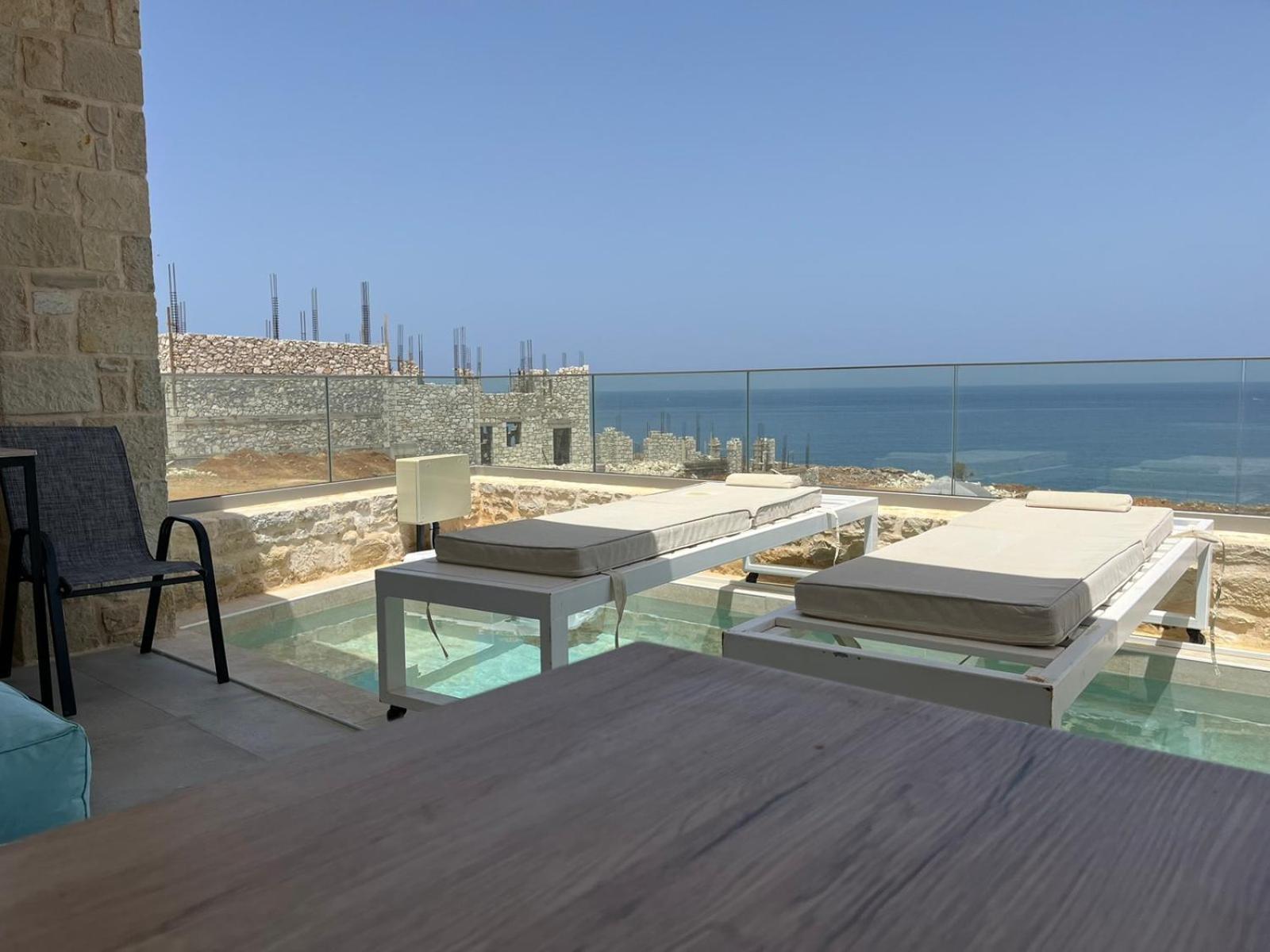Sofia Suite, A Seafront Hideaway ! Holiday home